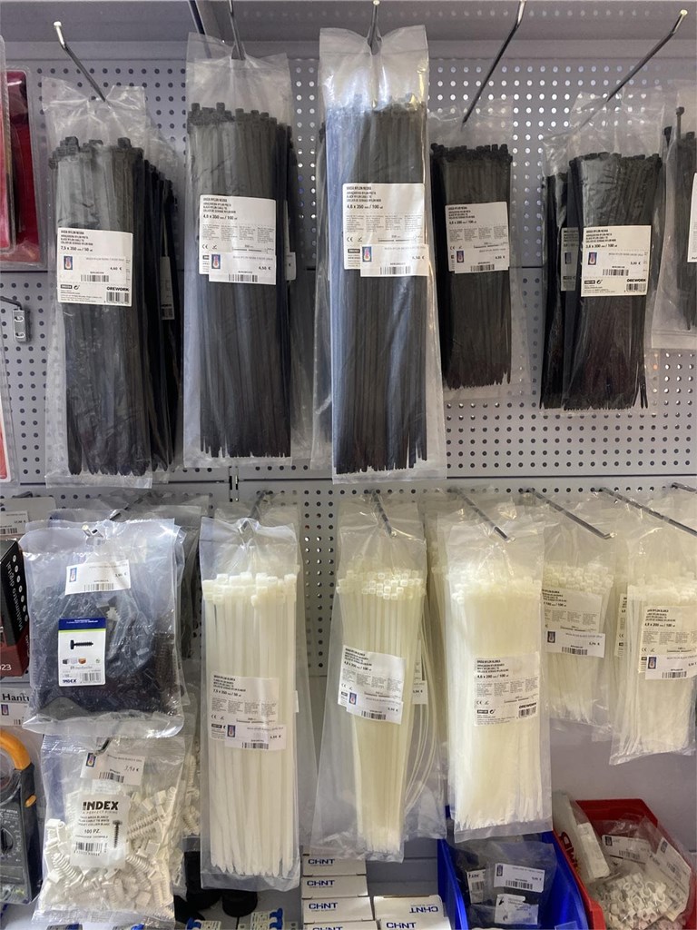 Foto 4 VARIOS MATERIAL ELÉCTRICO 